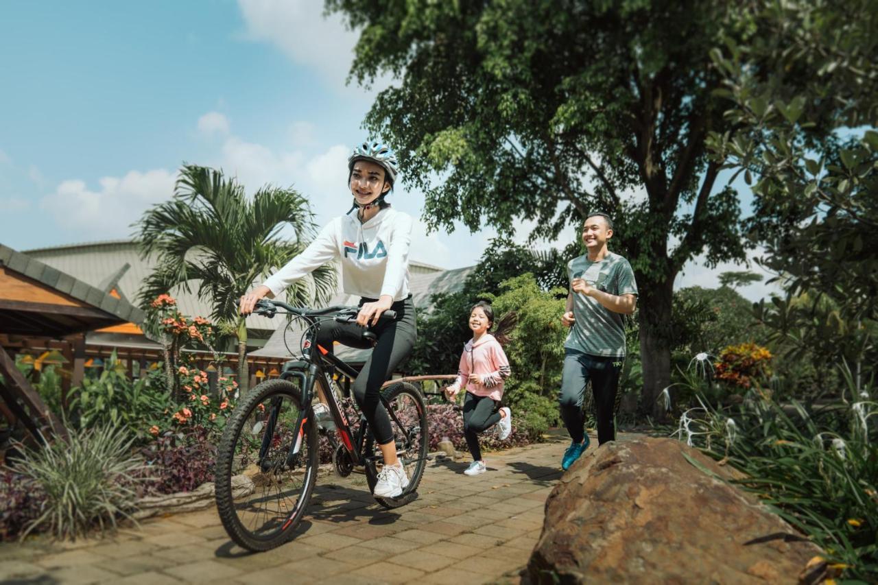 The Wujil Resort & Conventions Semarang Buitenkant foto