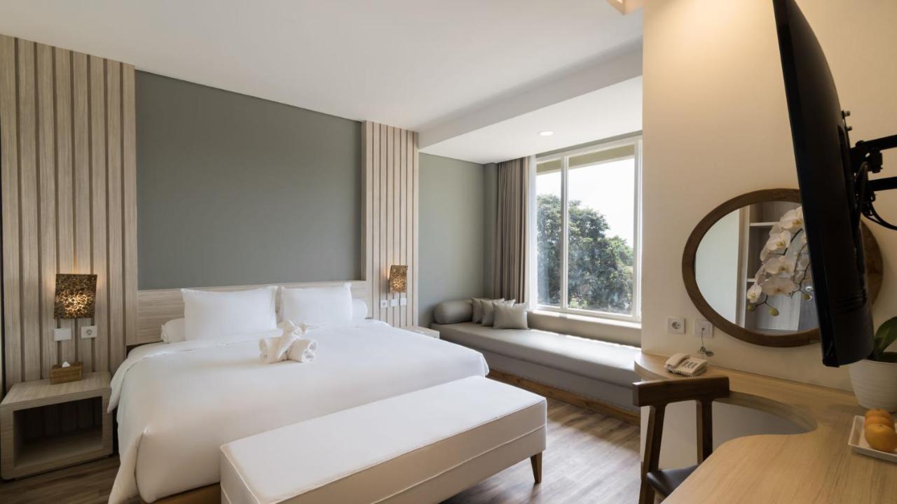 The Wujil Resort & Conventions Semarang Buitenkant foto