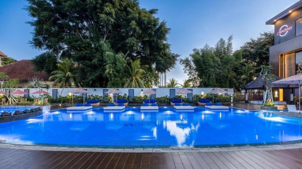 The Wujil Resort & Conventions Semarang Buitenkant foto